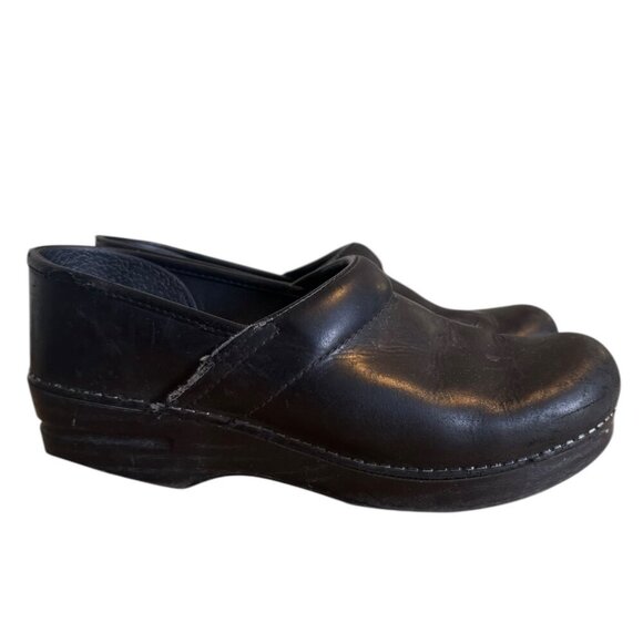 Dansko Black Leather Professional Clogs Size 39 – Comfort Work Shoes - Picture 1 of 9